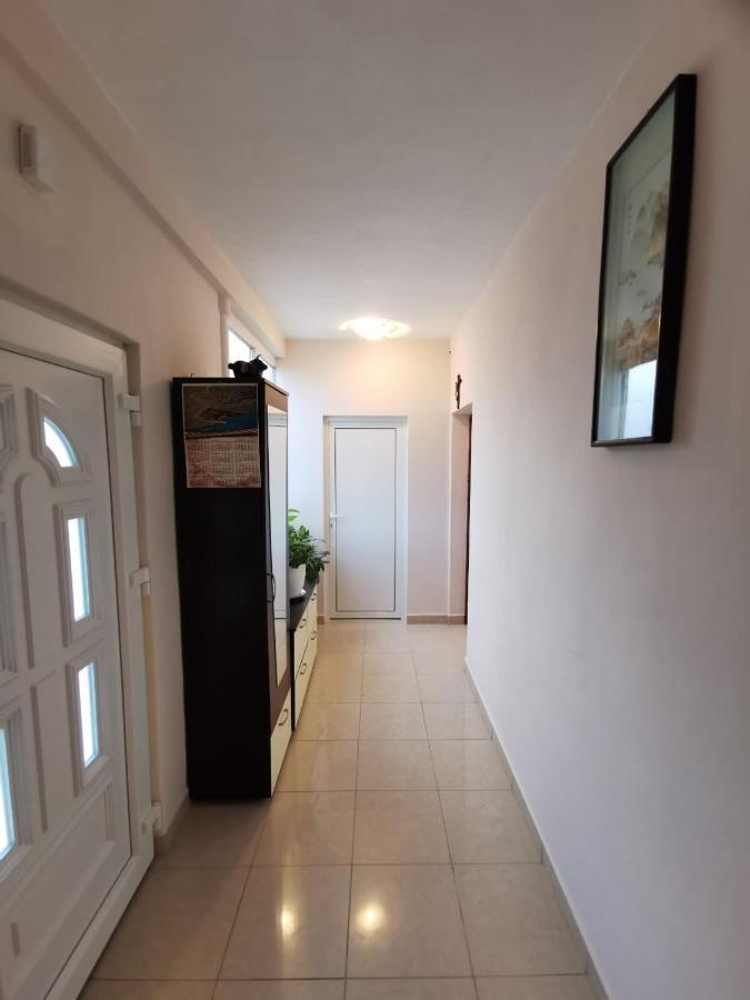 Apartment Oblak Vrsi Exterior photo
