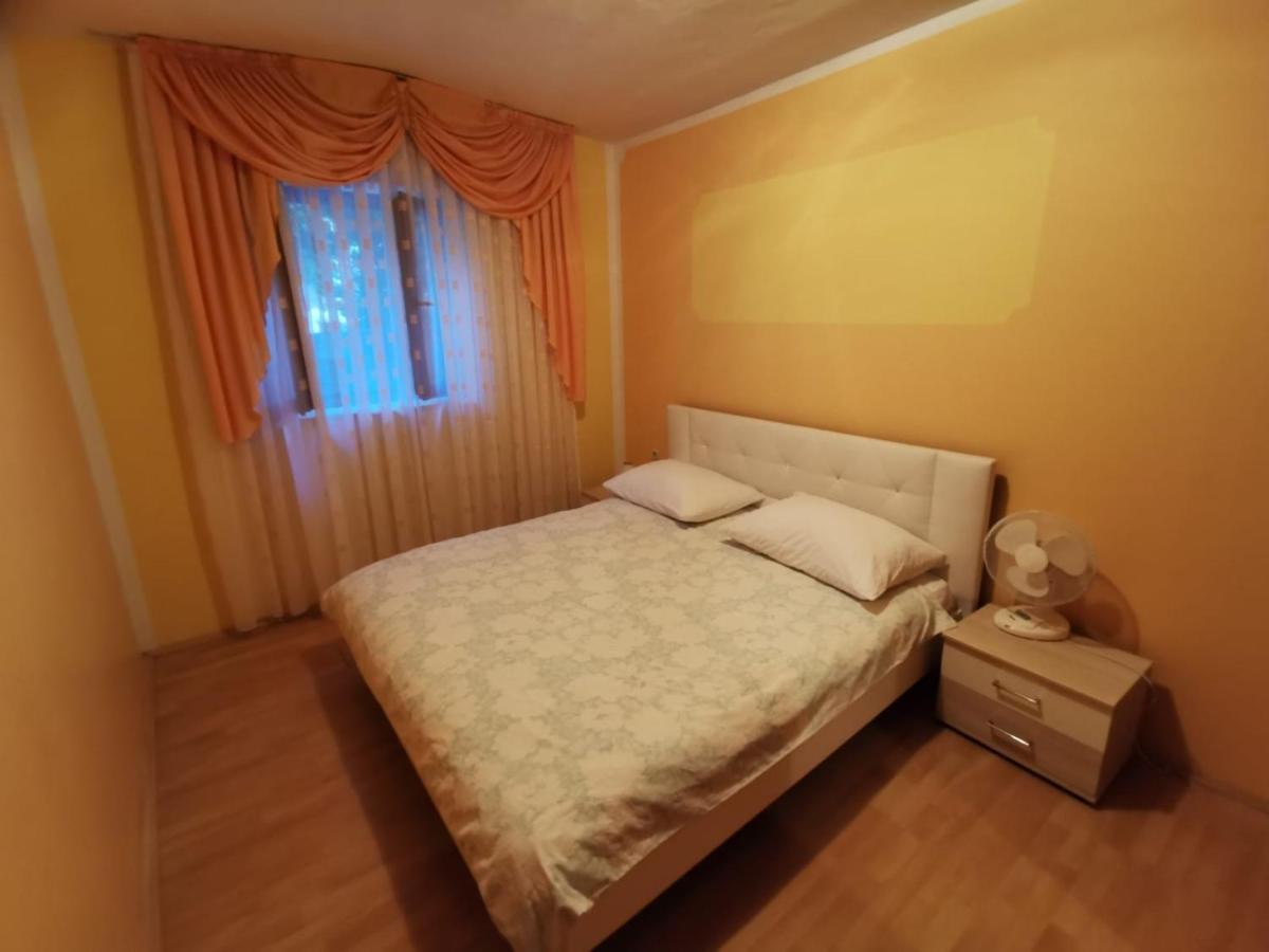Apartment Oblak Vrsi Exterior photo